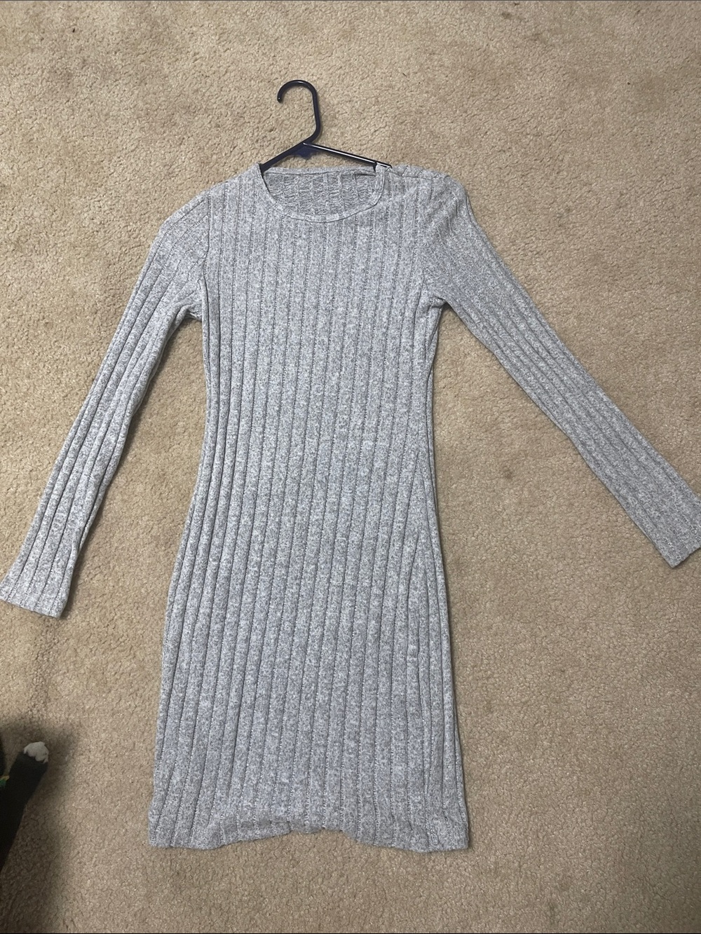 Women’s Gray Ribbed Long-Sleeve Knit Dress